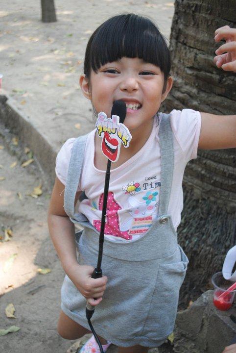 น้องใยไหม สาวน้อยสุดน่ารัก