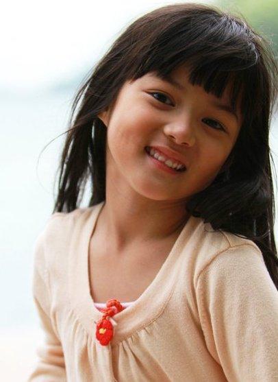 น้องใยไหม สาวน้อยสุดน่ารัก