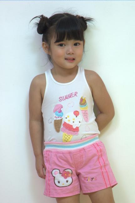 น้องใยไหม สาวน้อยสุดน่ารัก