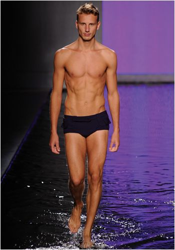 นายแบบ 057