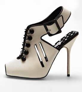 Manolo Blahnik ... Shoes of Angle.