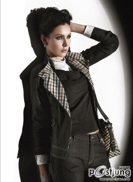 นาตาลี เกลโบวา @ เปรียว no. 684 August 2011