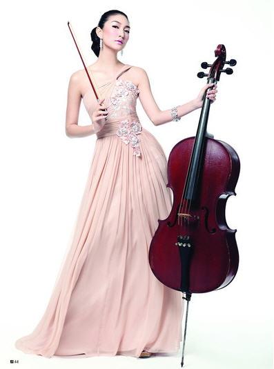 แพนเค้ก เขมนิจ @ STAR FASHION vol. 1 no. 217 August 2011