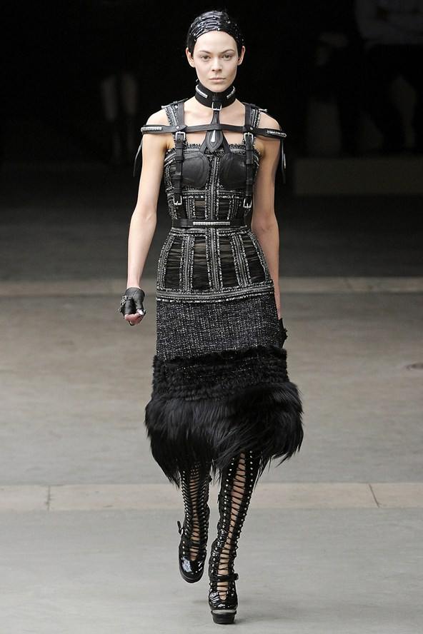 Alexander McQueen Ready-To-Wear Autumn/Winter 2011-12