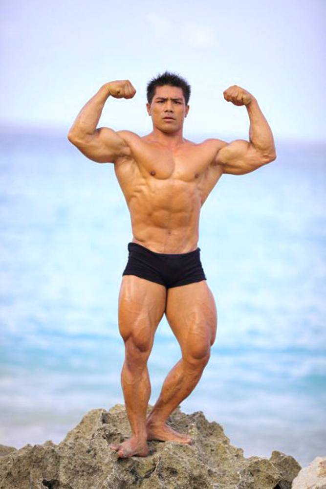 หนุ่มอินโดล่ำ Ketut Arnawa