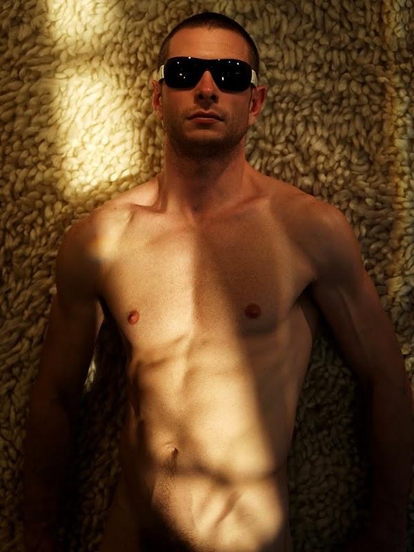 เสิร์ฟฝรั่งหล่อน่ารัก