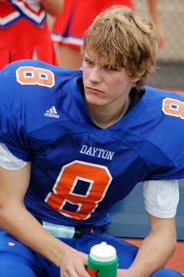 เสิร์ฟฝรั่งหล่อน่ารัก