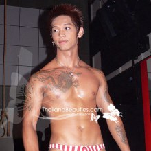 พาหนุ่มๆ มา่ด้วยครับ 2