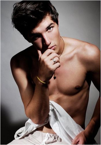 นายแบบ 060