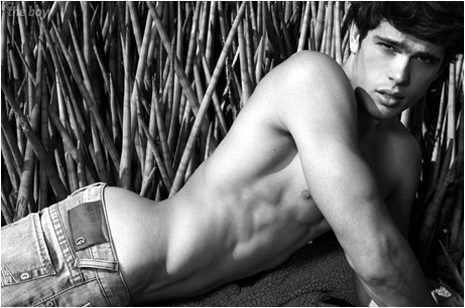 นายแบบ 061