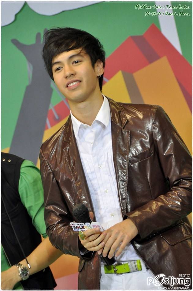 พี่แม็ค หรือ พี่นนท์