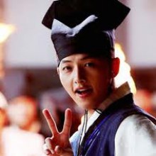 บัณฑิตหน้าใสหัวใจว้าวุ่น  o 