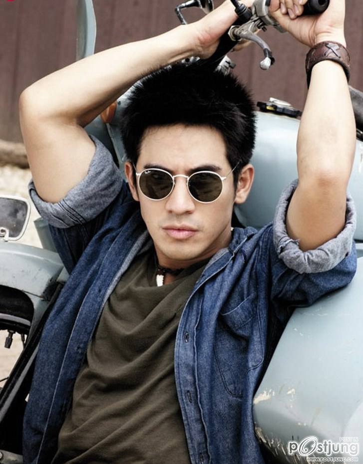 รอยยิ้มพี่โป๊ป