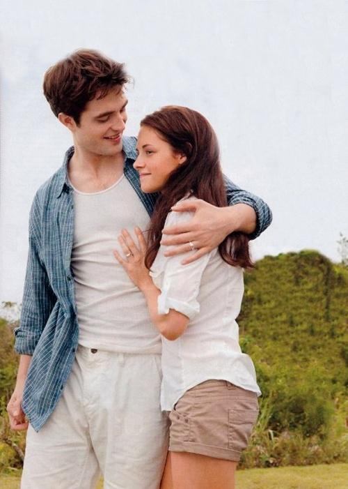 The Twilight Saga : Breaking Dawn @ Entertainment Weekly August 2011