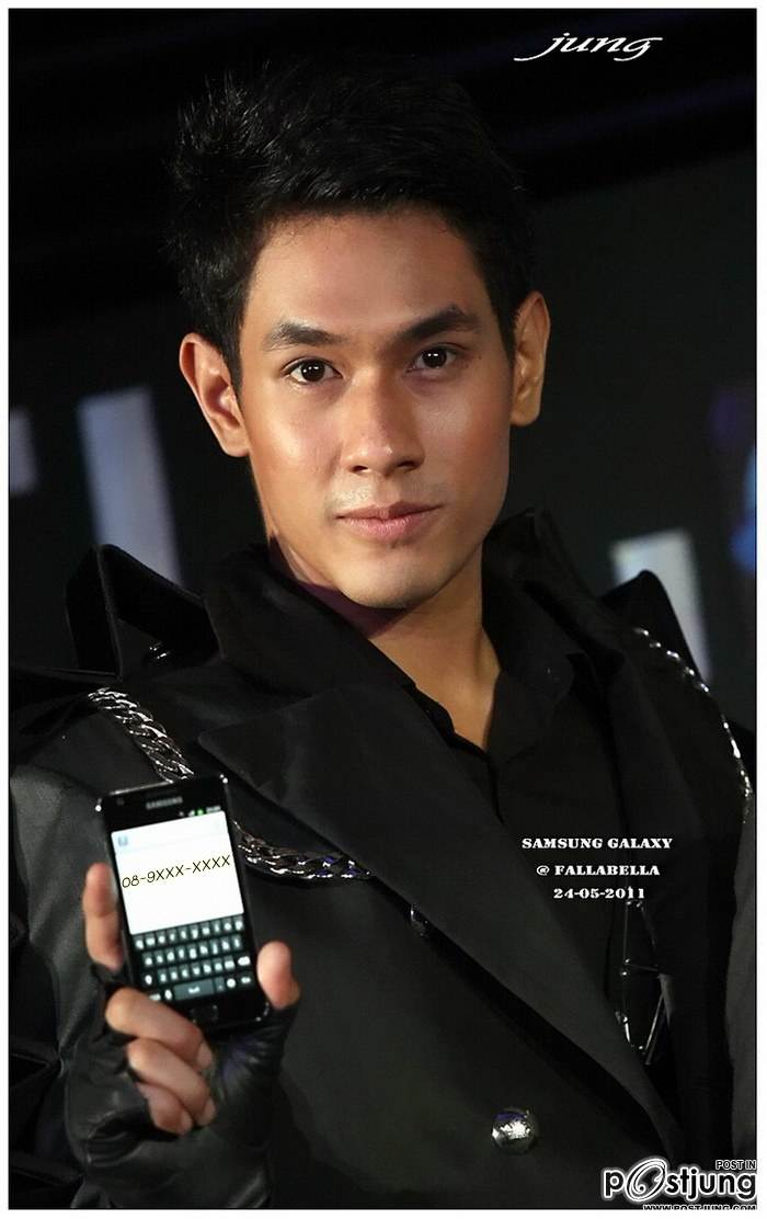 อ๋อมหล่อยิ้มละลายๆๆๆ