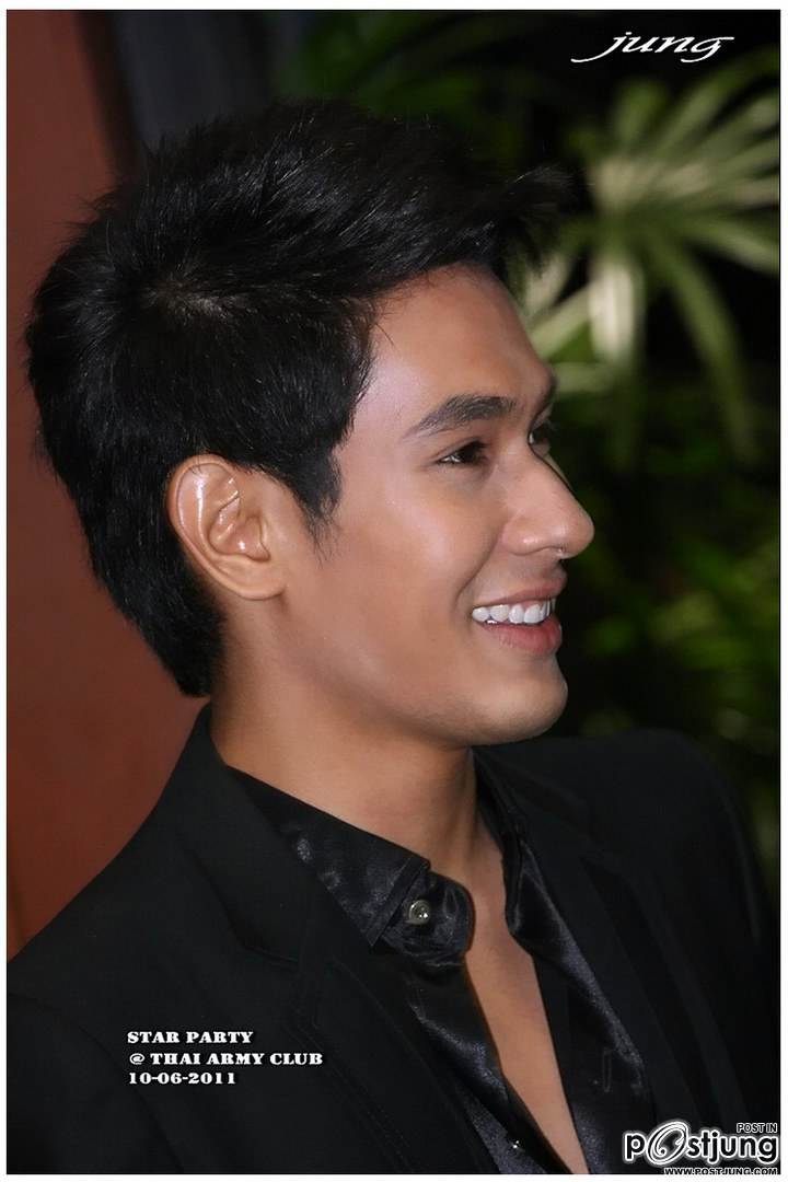 อ๋อมหล่อยิ้มละลายๆๆๆ