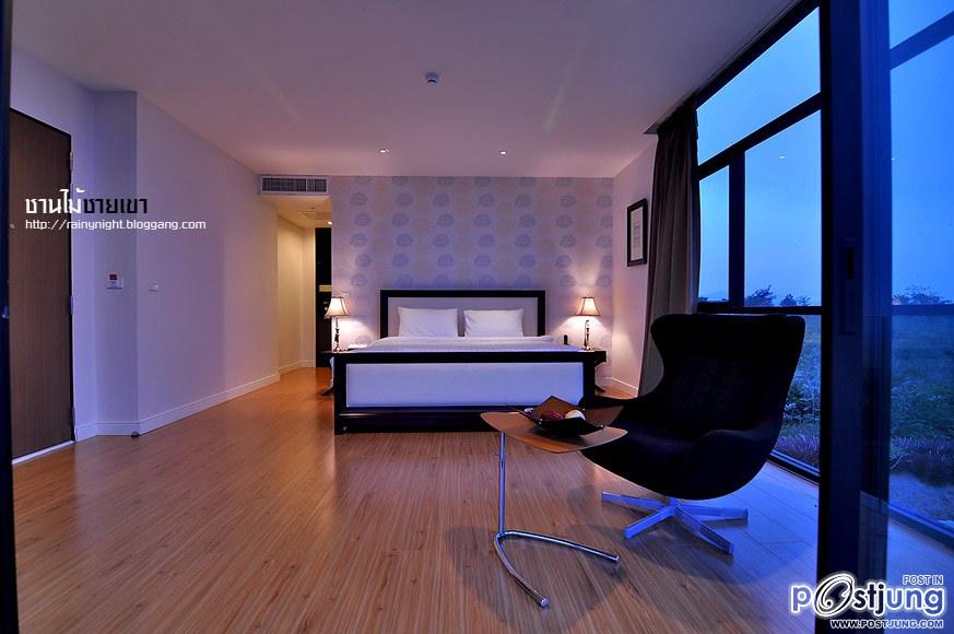 เก็บแสงตะวันยามเช้า จากรีสอร์ทบนเนินเขา ที่สีคิ้ว โคราช