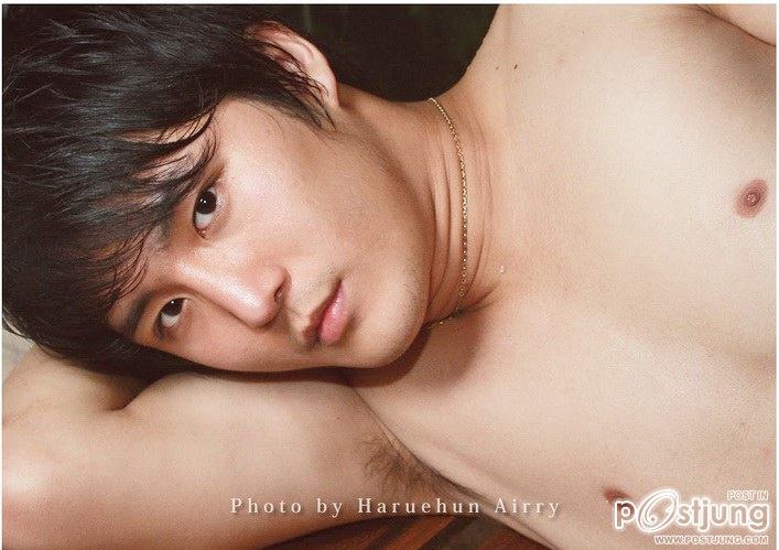 ขาวล่ำๆเอาอยู่มั๊ยยย