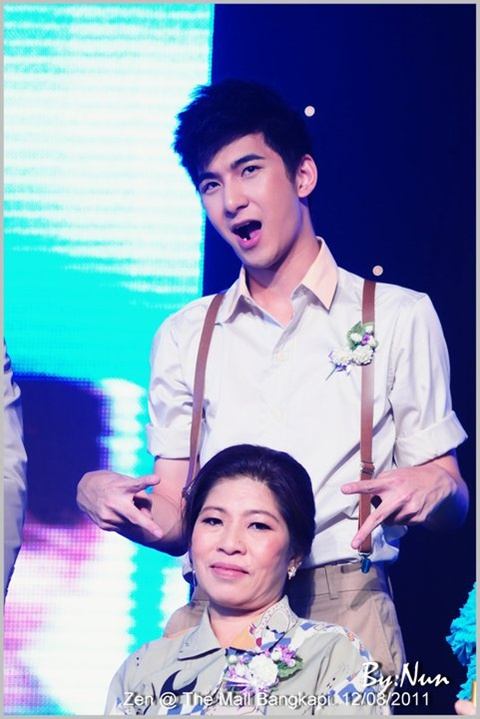 เซน [Ts6] งานคอนเสิร์ตคิดถึงแม่ ครั้งที่ 14 @ MCC HALL เดอะมอลล์บางกะปิ