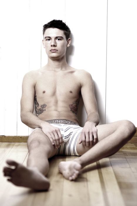 หนุ่มนอกล่ำจริงอะไรจริง