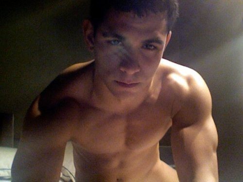 หนุ่มนอกรุ่นๆน่ากินๆ