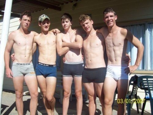 ฝรั่งเขาหล่อล่ำน่ากิน