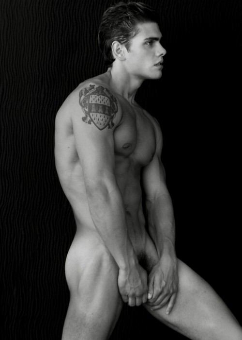 ฝรั่งเขาหล่อล่ำน่ากิน