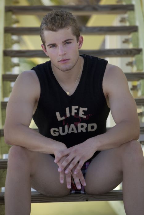 ฝรั่งเขาหล่อล่ำน่ากิน