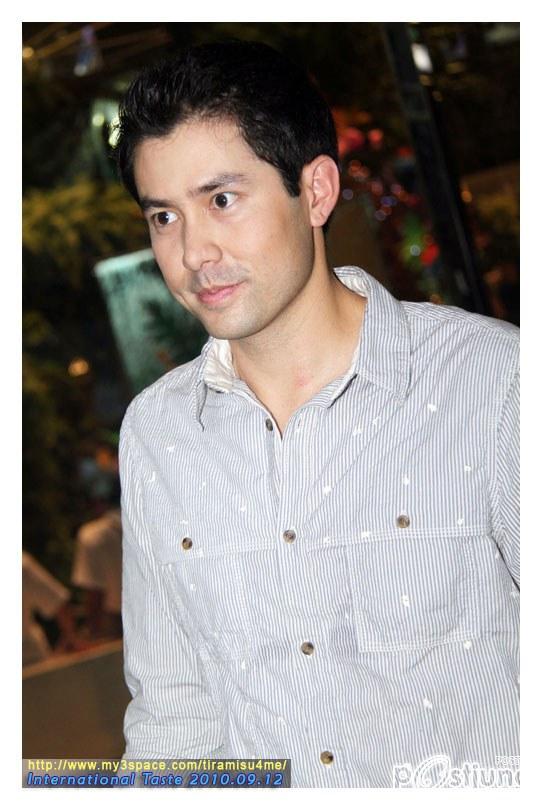 พี่สมาร์ทหล่อๆๆๆ