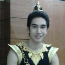 บูม อิทธิกร ท่าจีน (พระเอกพิกุลทอง 2011)