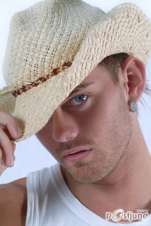 ใบหน้าและริมฝีปากที่น่าจูบ