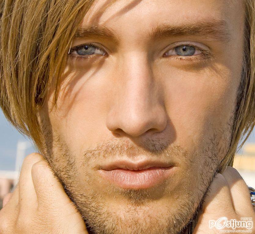 ใบหน้าและริมฝีปากที่น่าจูบ