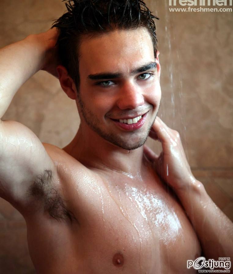 ใบหน้าและริมฝีปากที่น่าจูบ