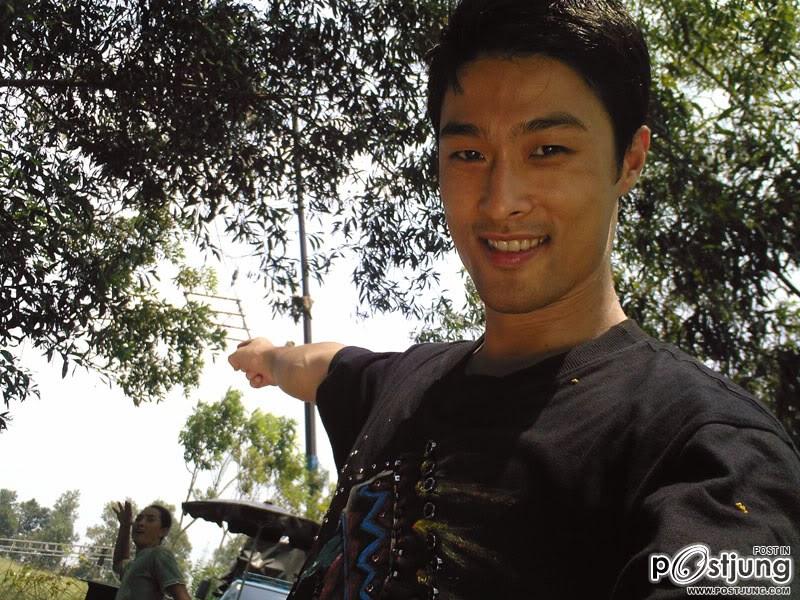 พอหรือยังกับ Johnny-Tri-Nguyen สายตาพิฆาต 3