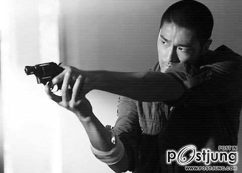 Johnny-Triสายตาพิฆาต5ขาวดำเท่ๆ