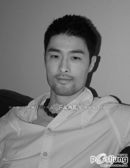 Johnny-Triสายตาพิฆาต5ขาวดำเท่ๆ