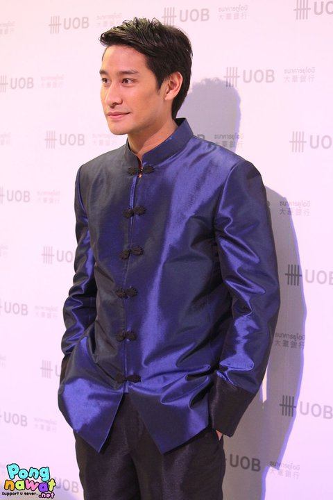 ป้อง-ณวัฒน์ งานเปิดธนาคาร UOB สาขาสามแยก