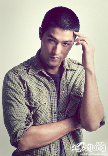 Johnny-Triแฟชั่นเท่ๆกับสายตาพิฆาต6