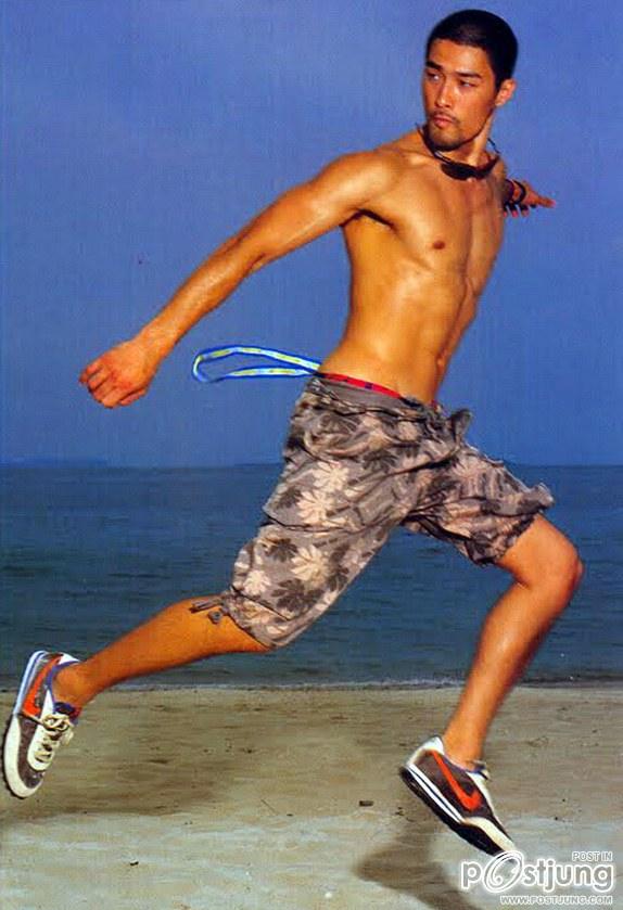 Johnny-Triแฟชั่นเท่ๆกับสายตาพิฆาต6