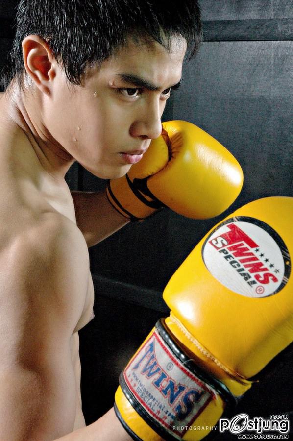 นักมวยไทยหล่อที่ซู๊ดดด