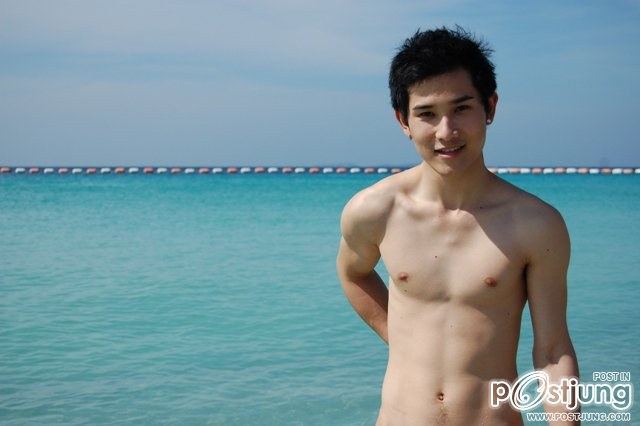 ตี๋หล่อขาวๆโอ๊วววว!!!!!!1