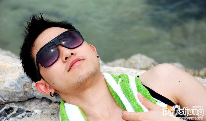 ตี๋หล่อขาวๆโอ๊วววว!!!!!!1