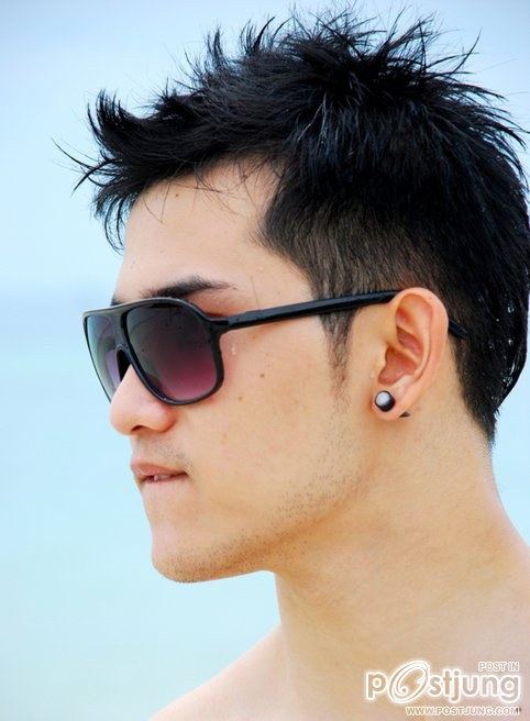 ตี๋หล่อขาวๆโอ๊วววว!!!!!!1