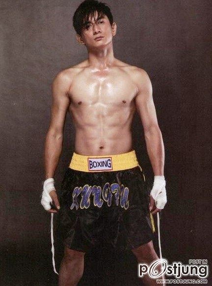 ใครแอบปลื้มหนุ่มหุ่นนักกีฬามาเลย