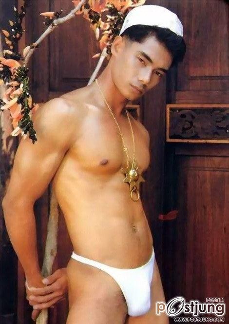 ชายไทยคมเข้ม