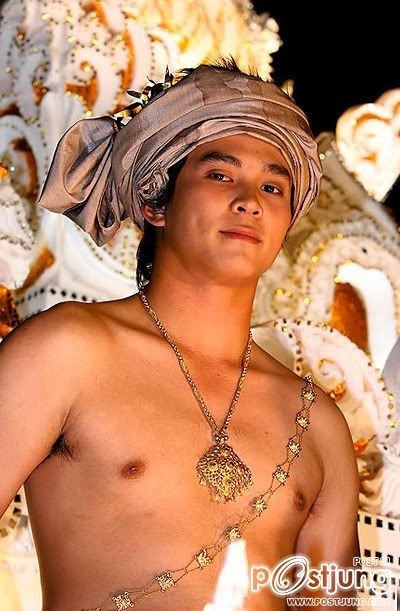 ชายไทยคมเข้ม