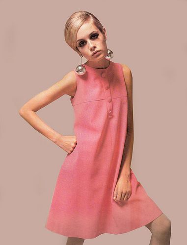 Twiggy นางแบบระดับโลกคนแรกที่จุดประกายสไตล์ อ่อนใสไร้เดียงสา
