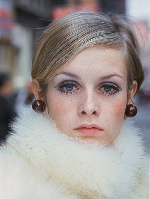 Twiggy นางแบบระดับโลกคนแรกที่จุดประกายสไตล์ อ่อนใสไร้เดียงสา