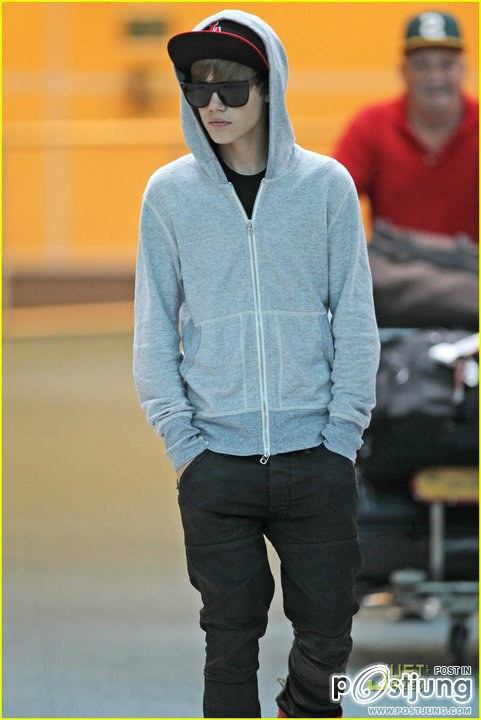 จัสติน ดรูว์ บีเบอร์ (Justin Drew Bieber)