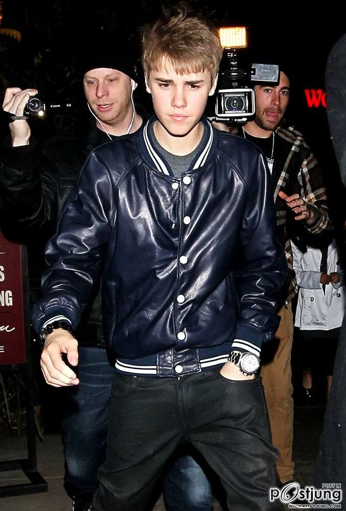 จัสติน ดรูว์ บีเบอร์ (Justin Drew Bieber)